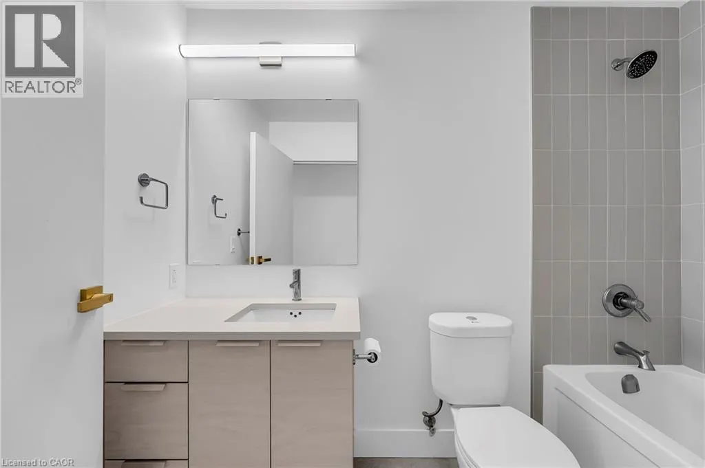 120 HURON Street Unit# 221, #221