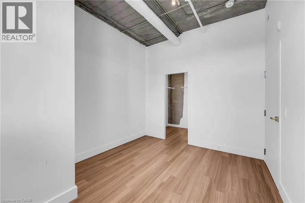 120 HURON Street Unit# 221, #221