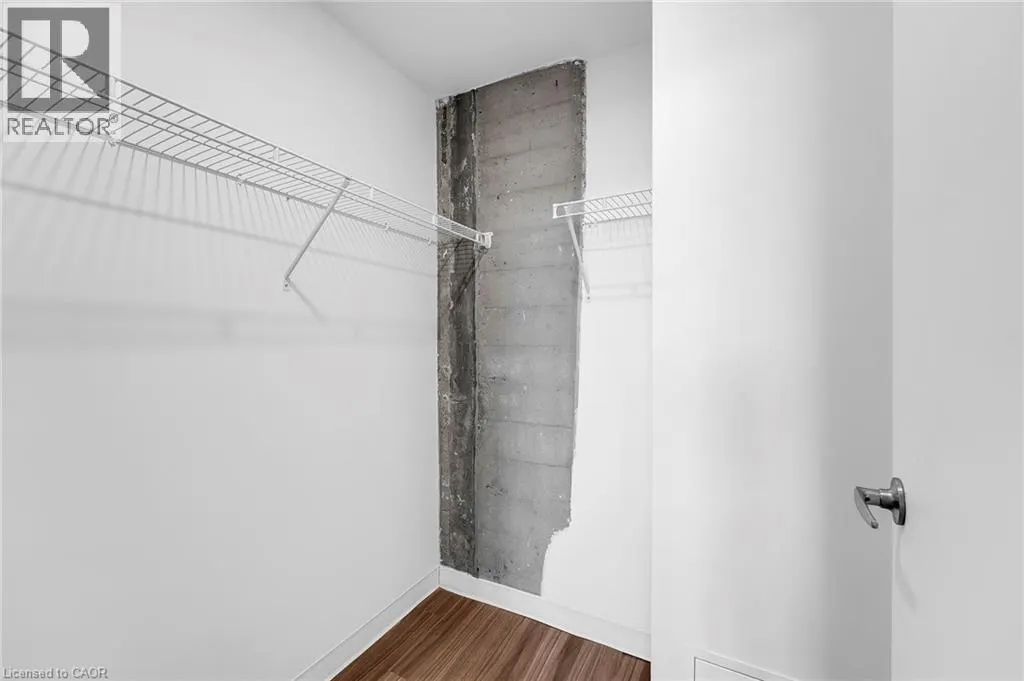 120 HURON Street Unit# 221, #221