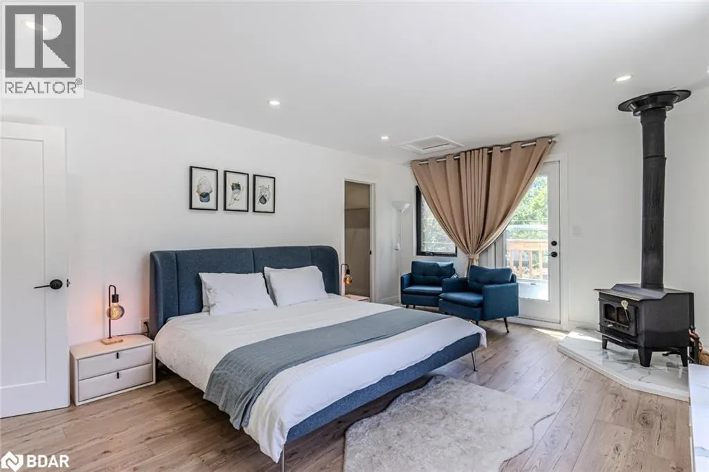 20 HILLVIEW Crescent