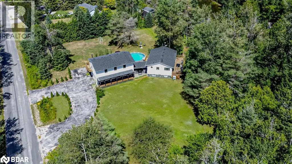 20 HILLVIEW Crescent