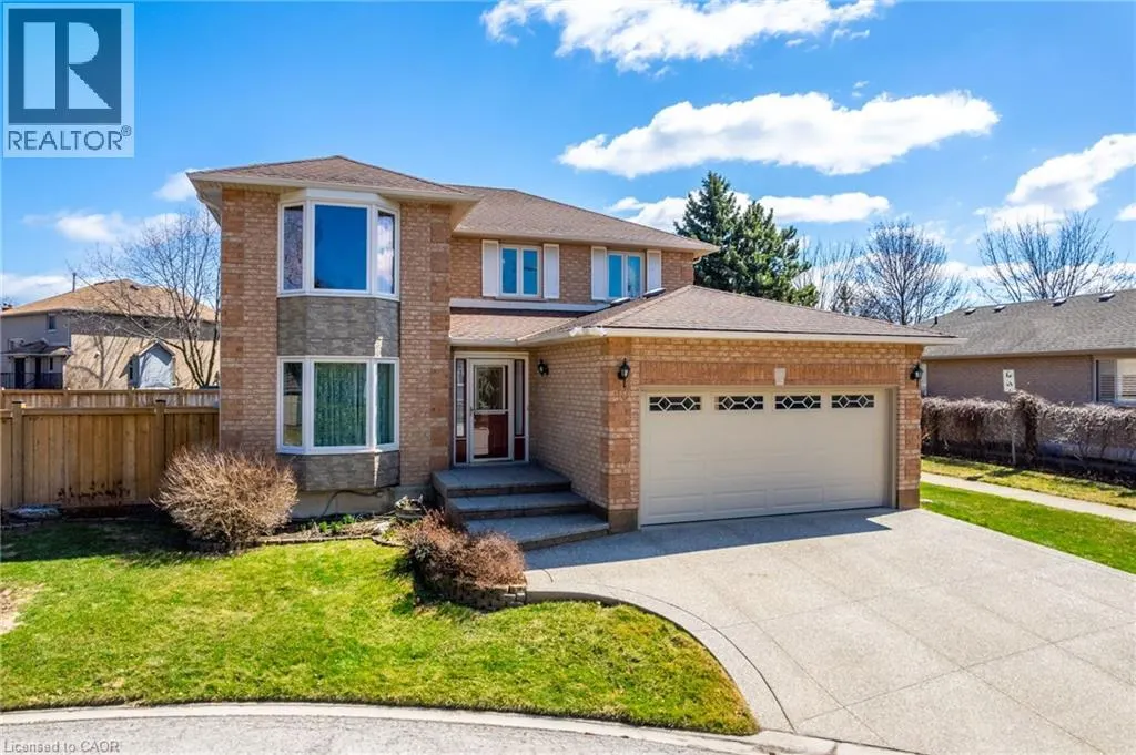 10 SHADOWDALE Drive