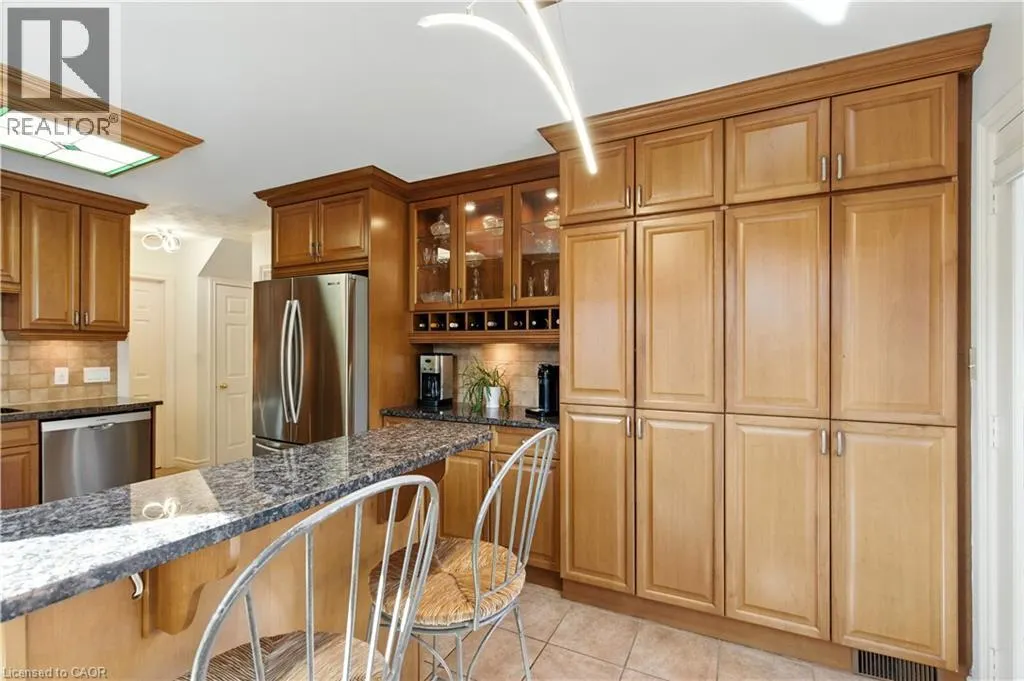 10 SHADOWDALE Drive