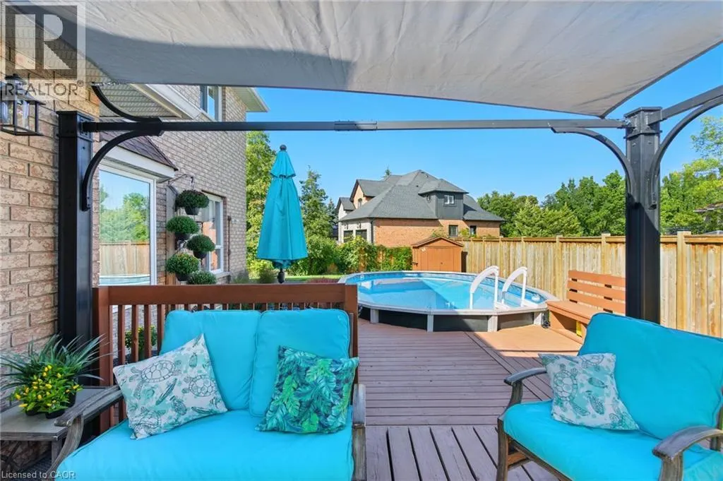 10 SHADOWDALE Drive