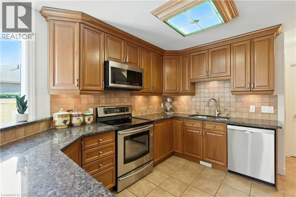 10 SHADOWDALE Drive