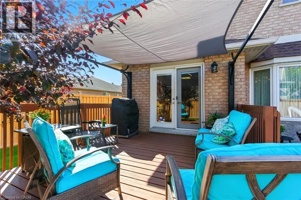 10 SHADOWDALE Drive