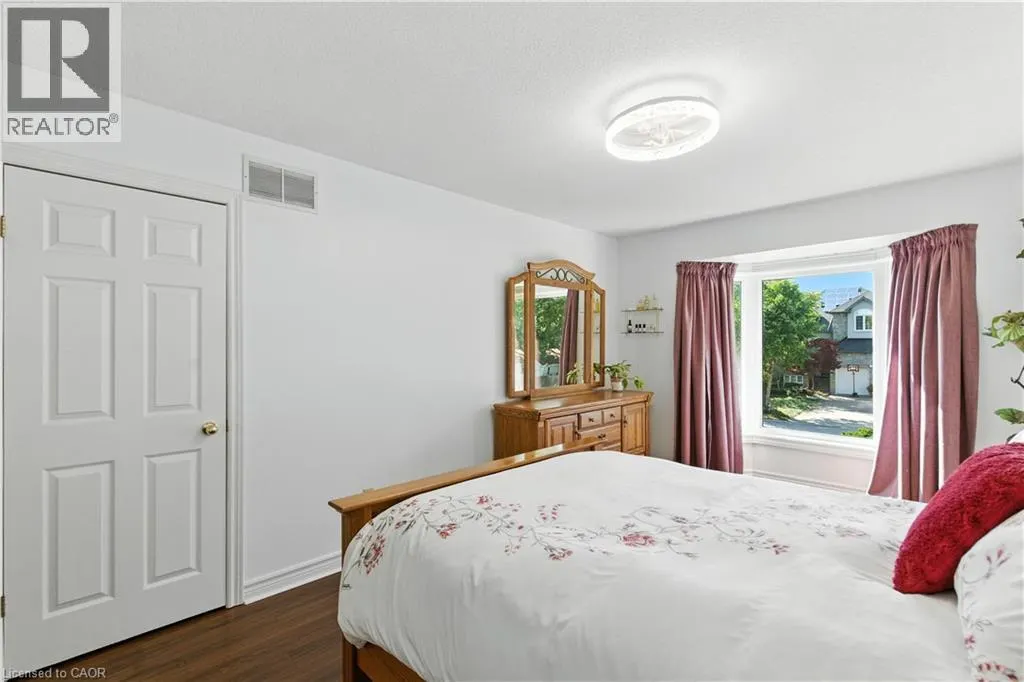 10 SHADOWDALE Drive