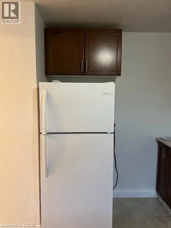 3 ROBINSON Street N Unit# 1, #1