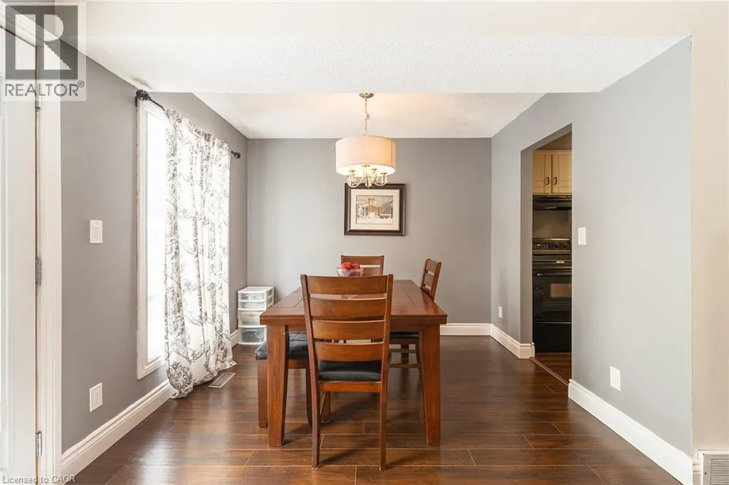 58 ROMY Crescent