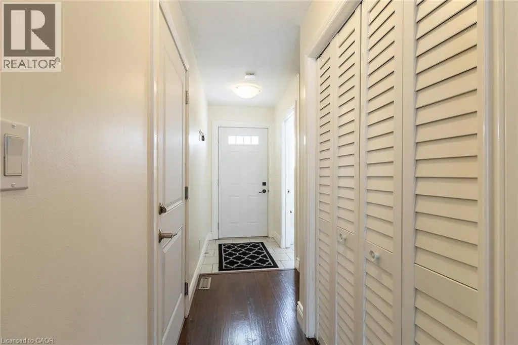 58 ROMY Crescent