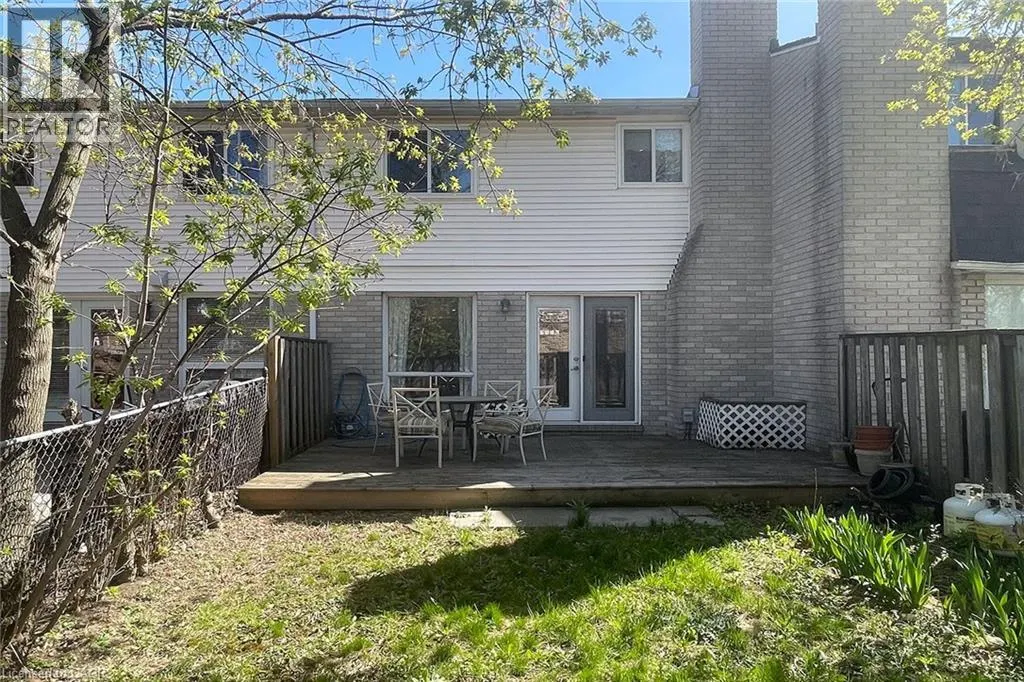 58 ROMY Crescent