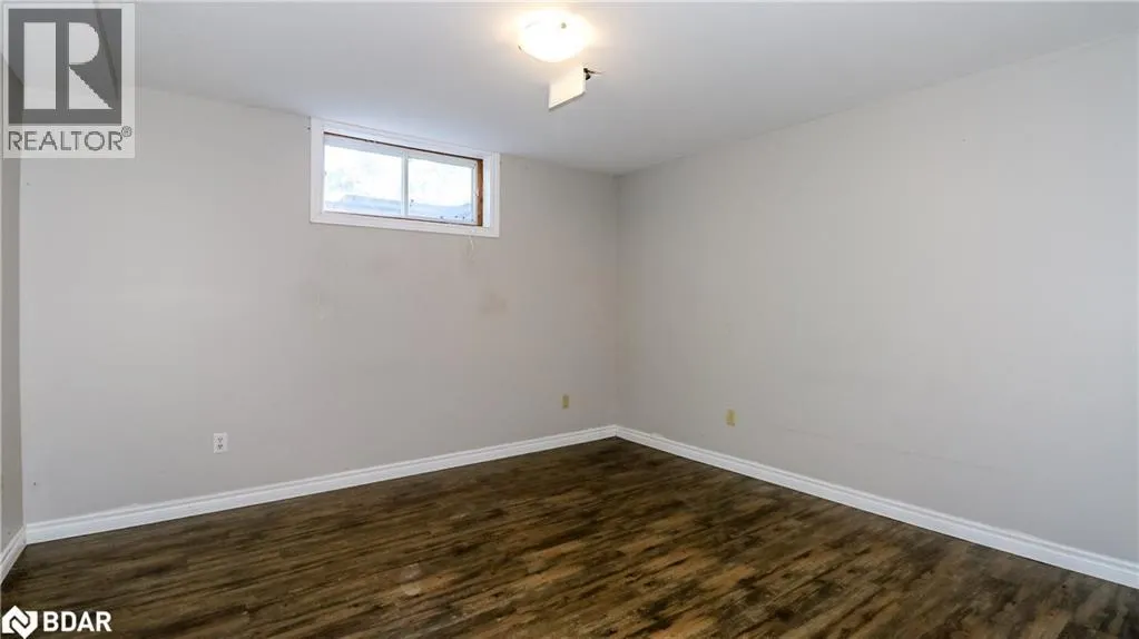24 HOWARD AVENUE Avenue