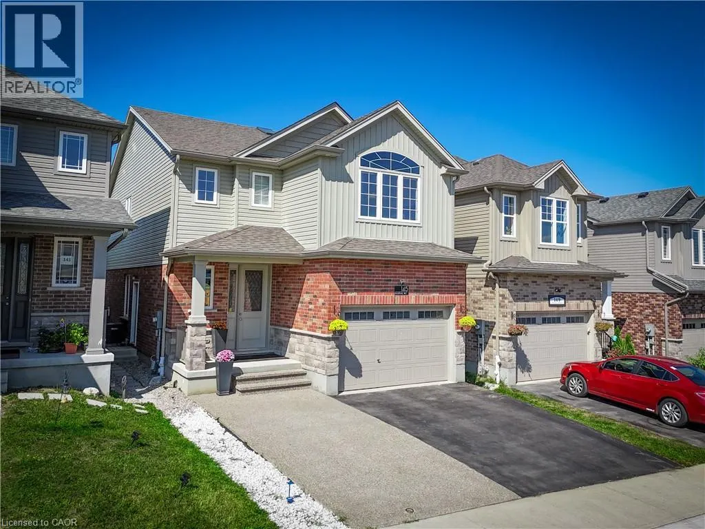 145 RIVERTRAIL Avenue