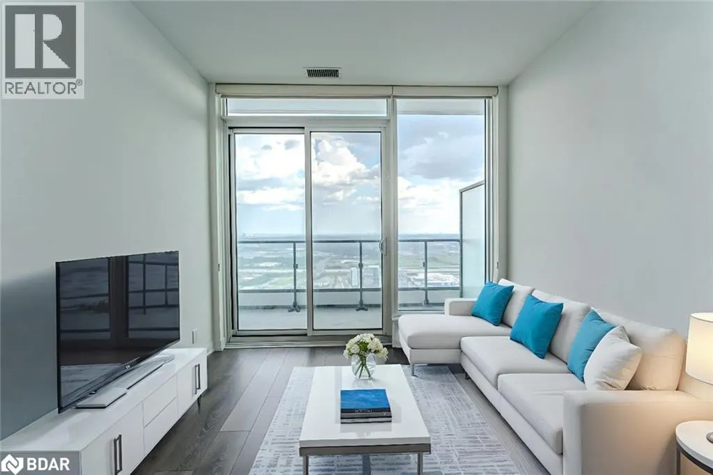 5 BUTTERMILL Avenue Unit# PH05, #PH05