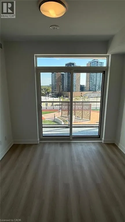 25 WELLINGTON Street S Unit# 514, #514
