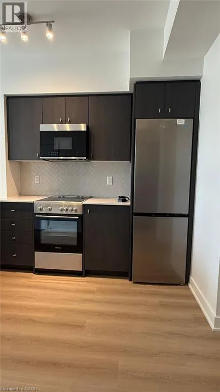 25 WELLINGTON Street S Unit# 514, #514