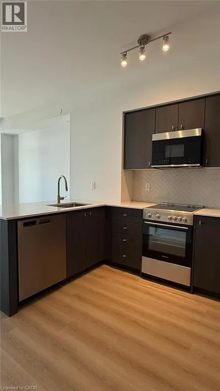 25 WELLINGTON Street S Unit# 514, #514