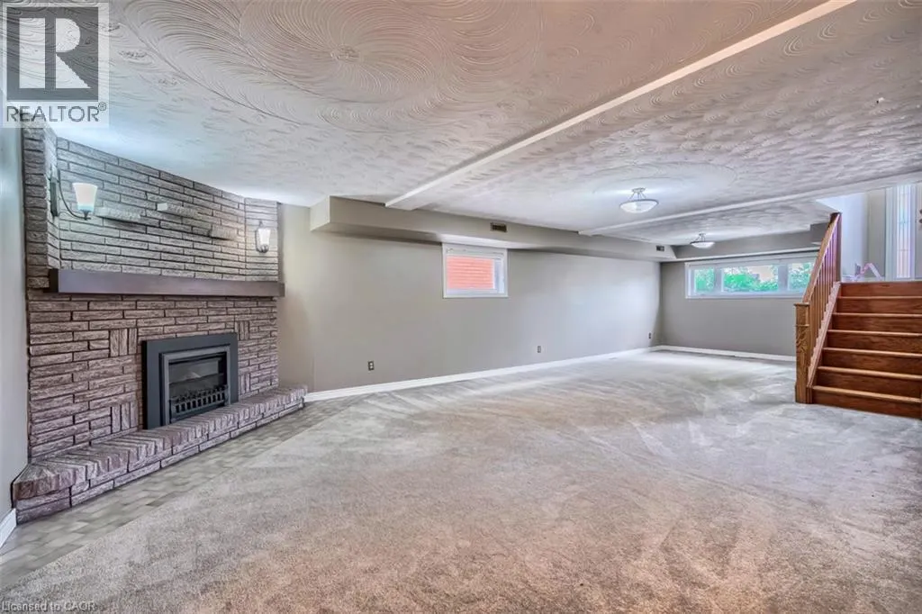15 KINGSBERRY Street