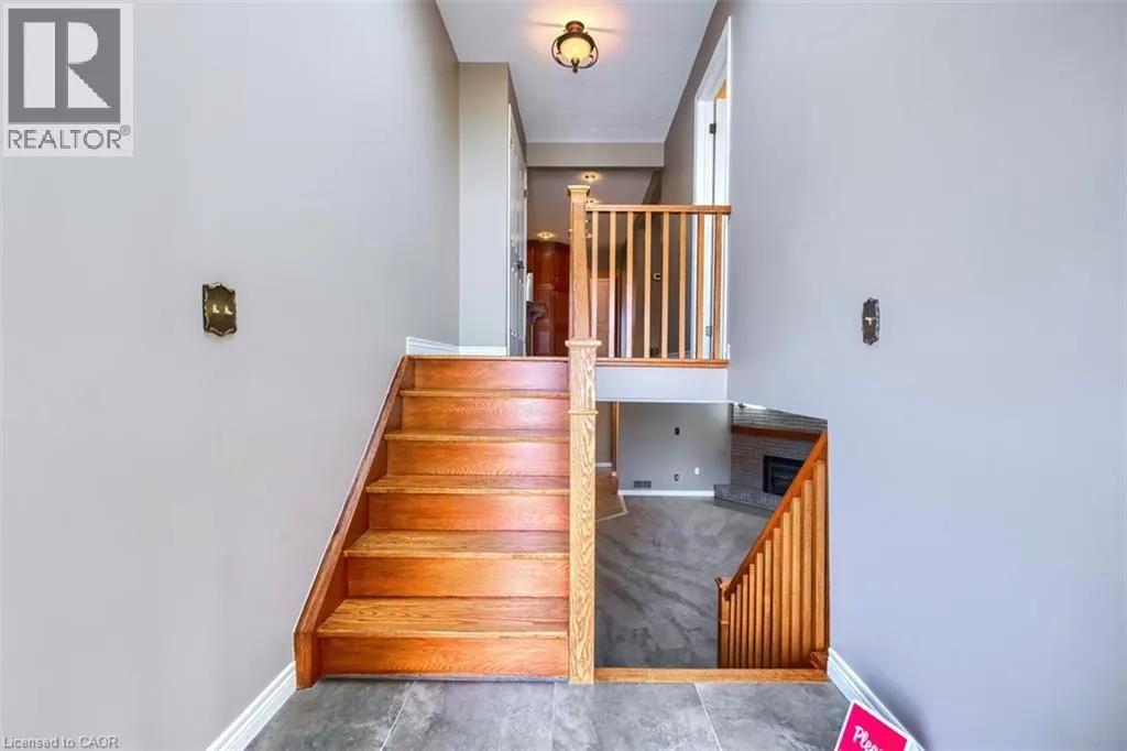 15 KINGSBERRY Street