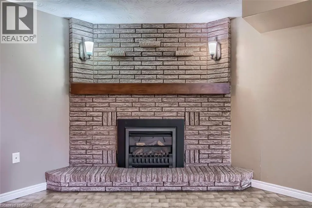 15 KINGSBERRY Street