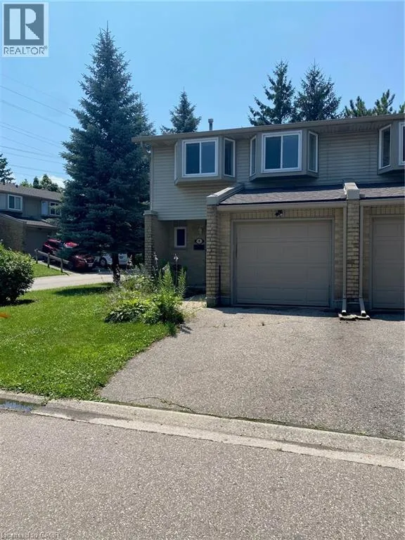 29 PAULANDER Drive Unit# 8, #8