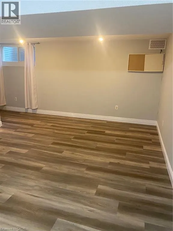 29 PAULANDER Drive Unit# 8, #8