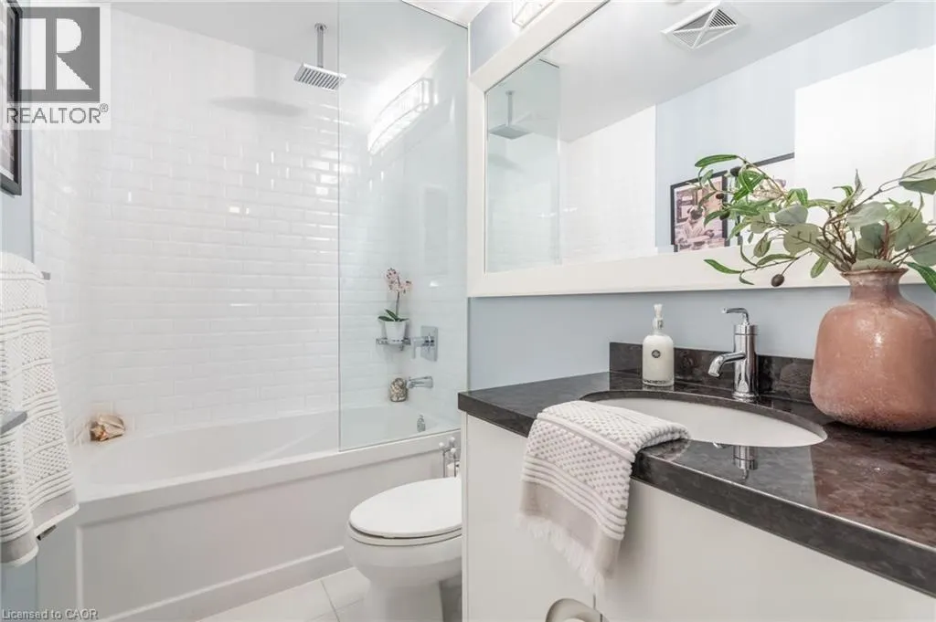 90 PARK LAWN Road Unit# 2206, #2206