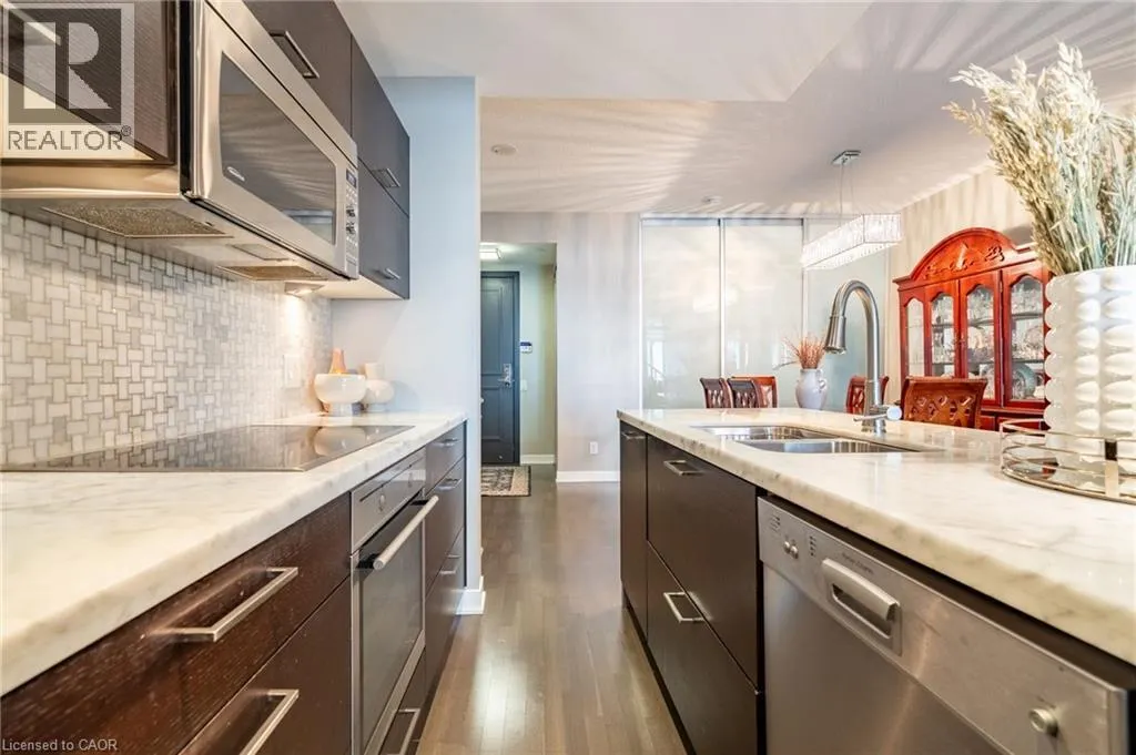 90 PARK LAWN Road Unit# 2206, #2206