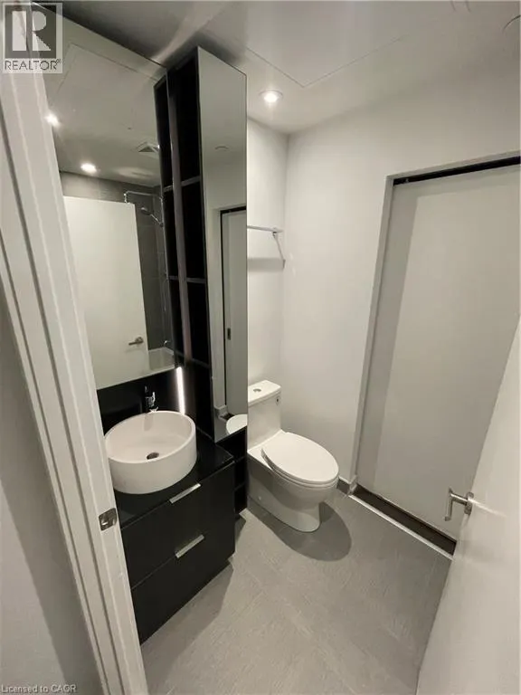 28 ANN Street Unit# 719, #719
