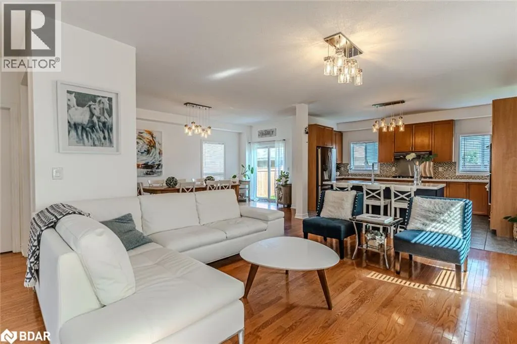 64 LAKE Crescent