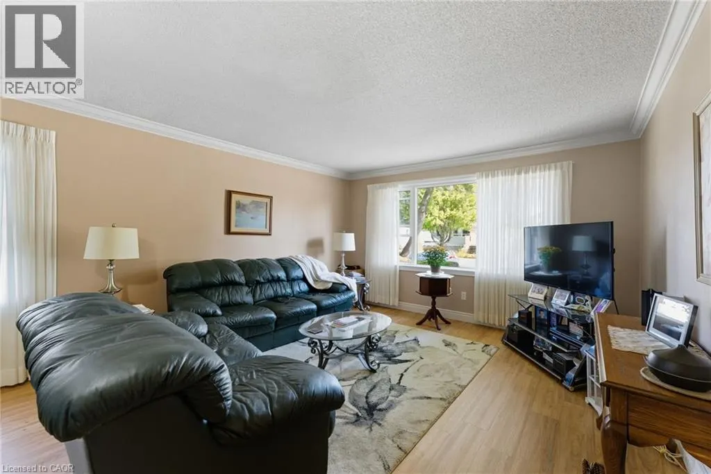 446 EAST 42ND Street