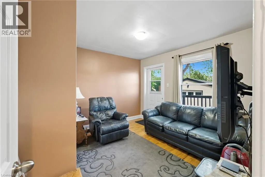 446 EAST 42ND Street