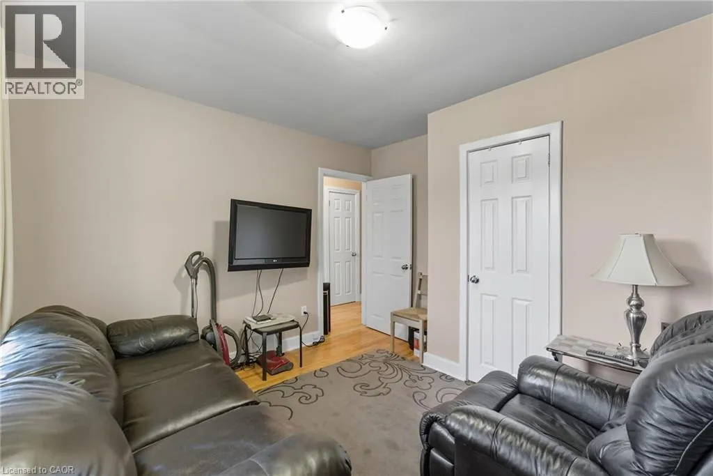446 EAST 42ND Street