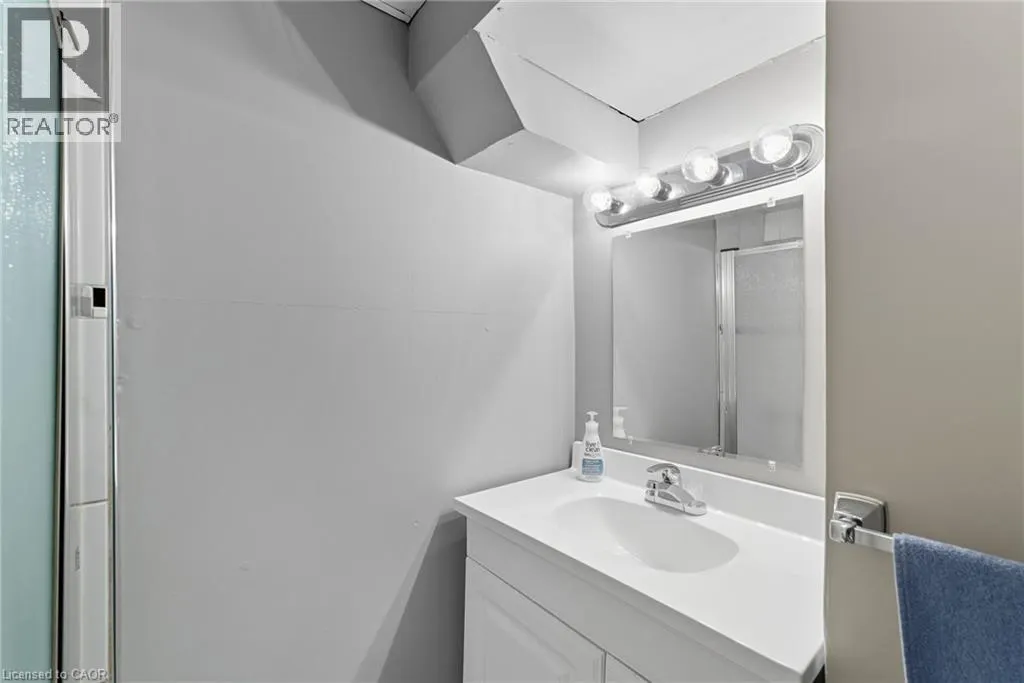 446 EAST 42ND Street