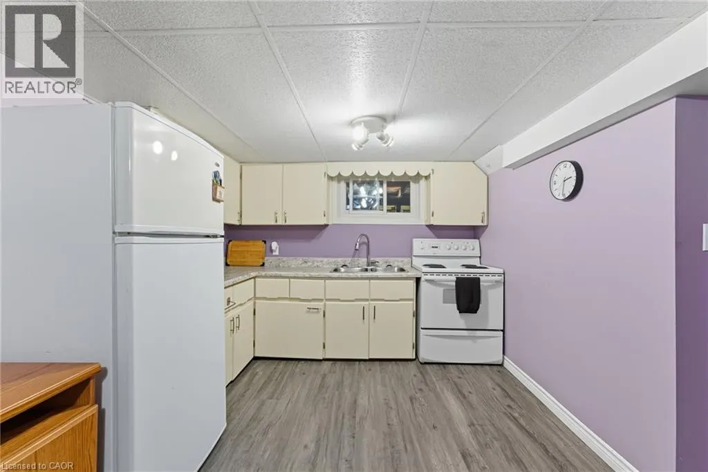 446 EAST 42ND Street