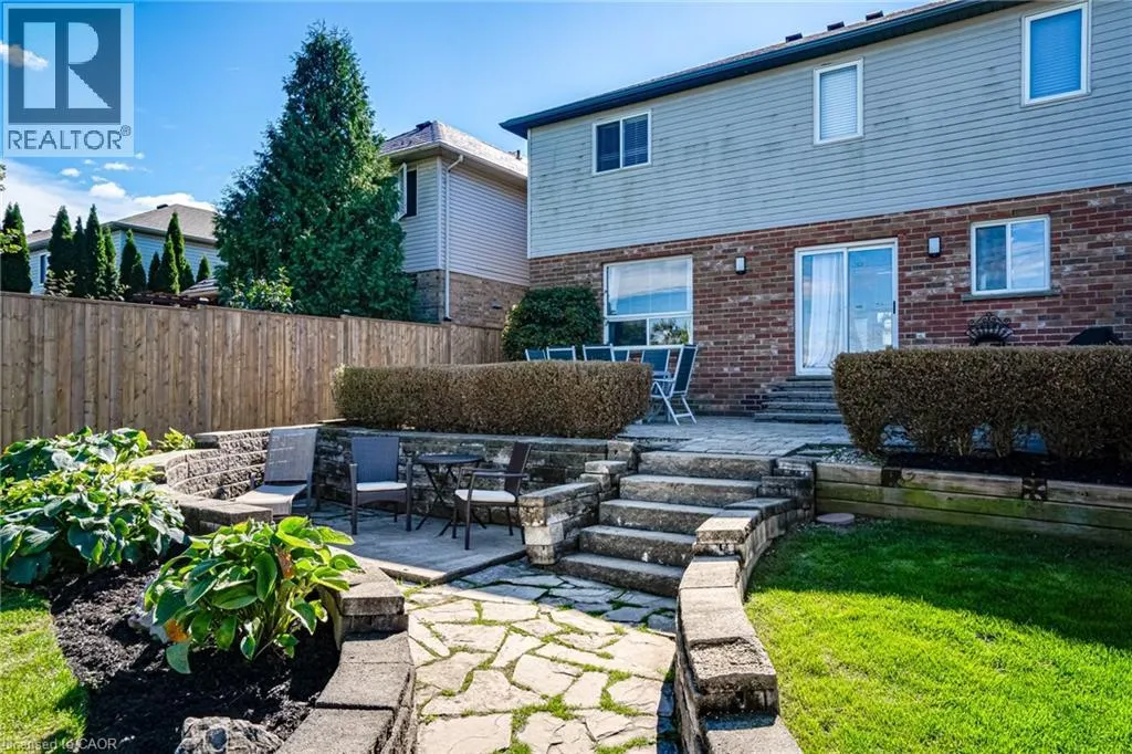 44 GRASSYPLAIN Drive