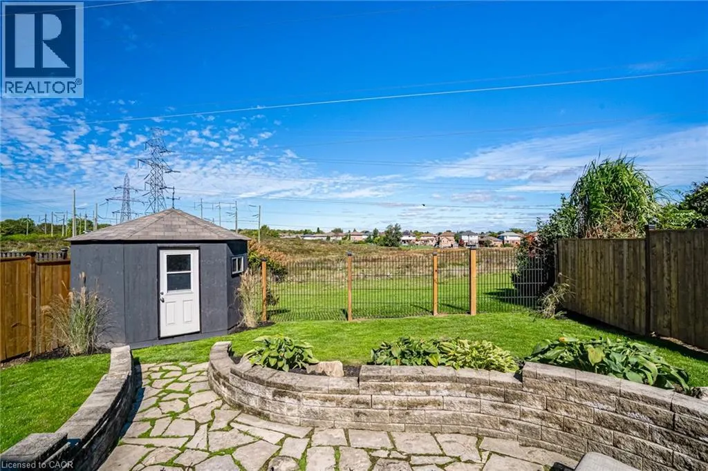 44 GRASSYPLAIN Drive