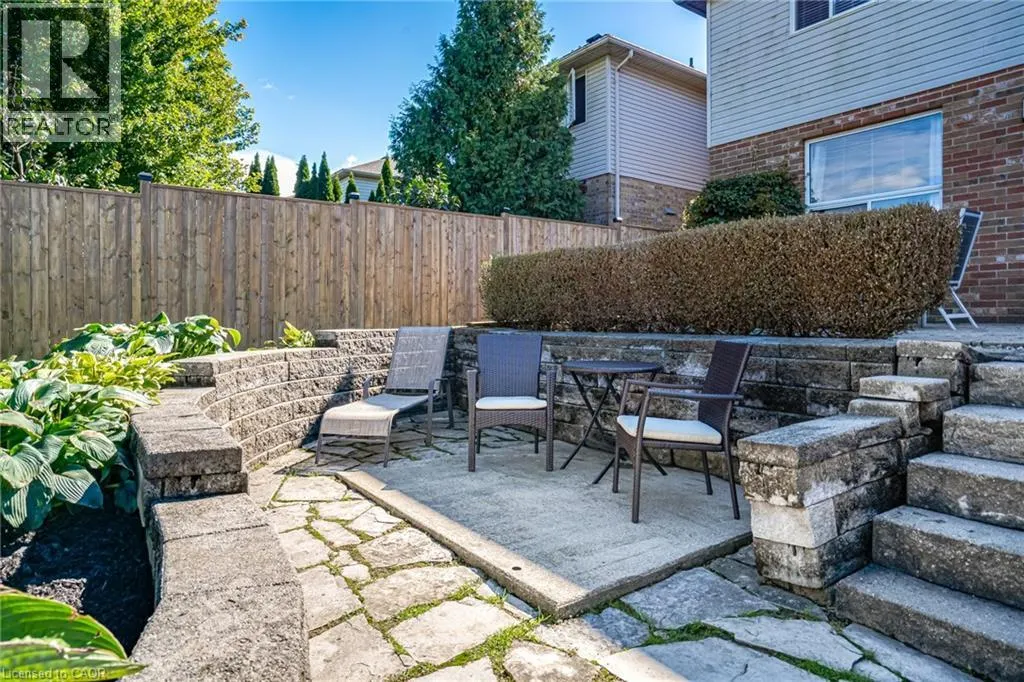 44 GRASSYPLAIN Drive