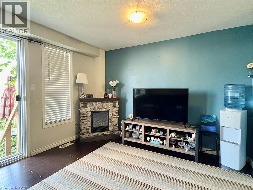 38 MAX BECKER Drive