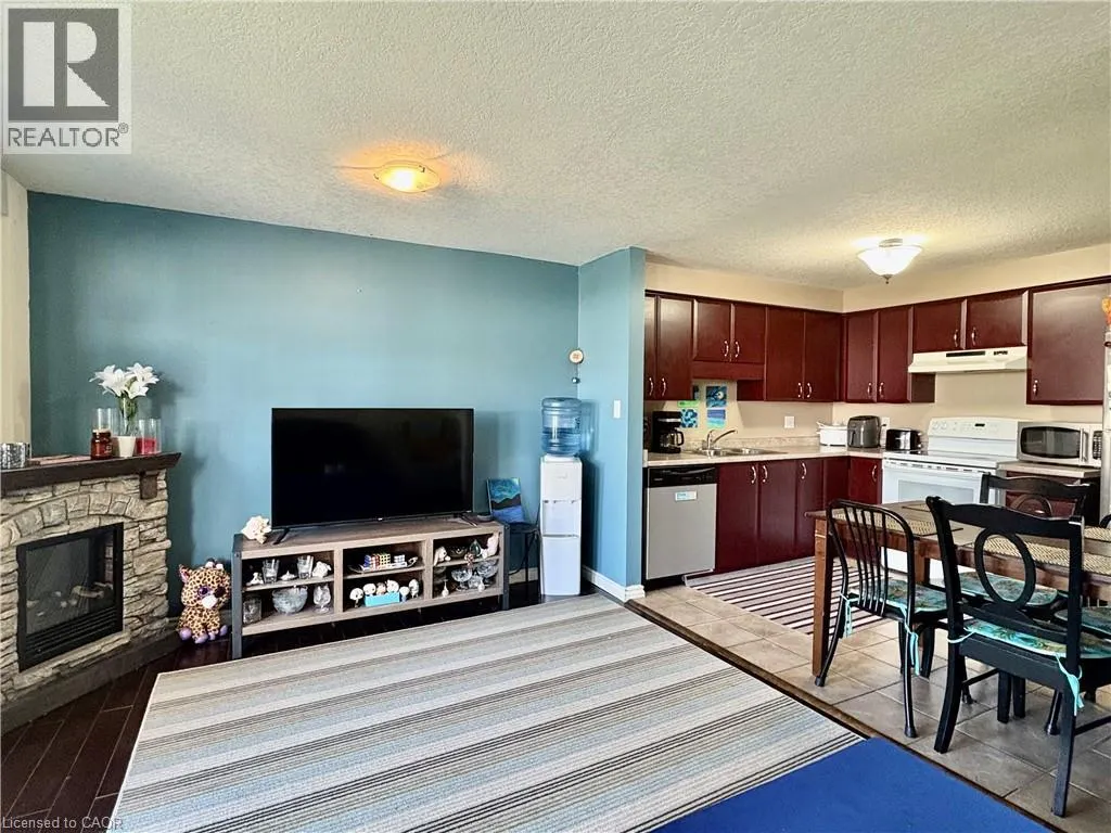 38 MAX BECKER Drive