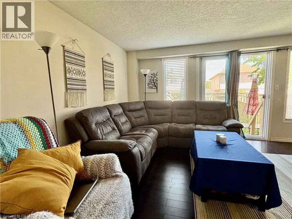 38 MAX BECKER Drive