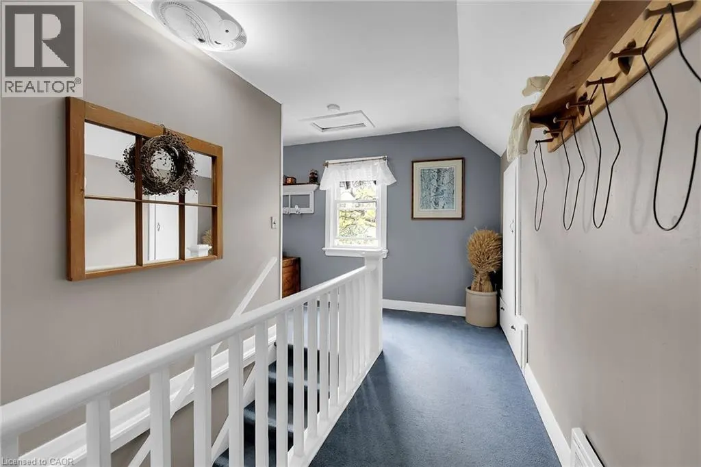 14 SHERRING Street N