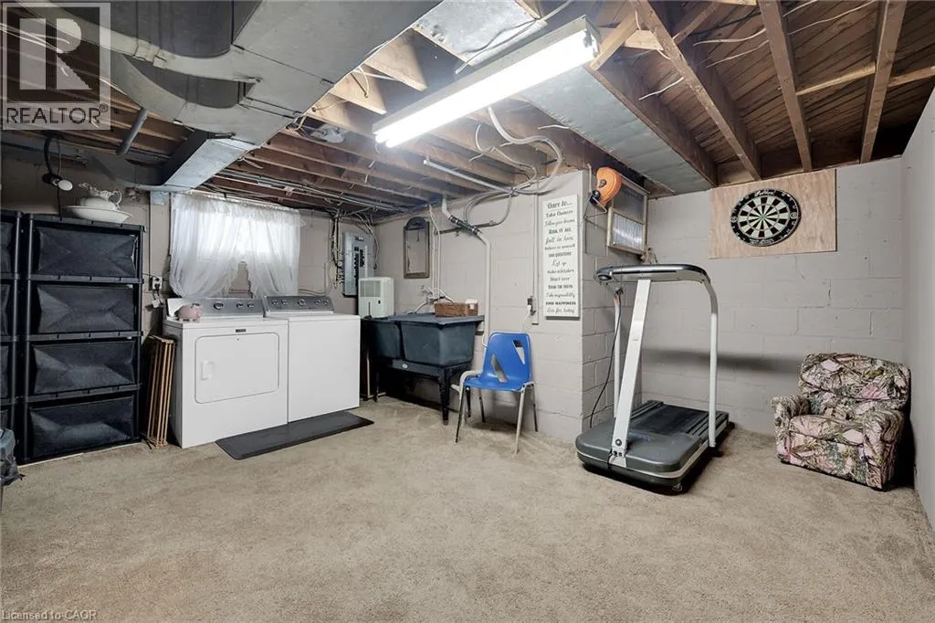 14 SHERRING Street N