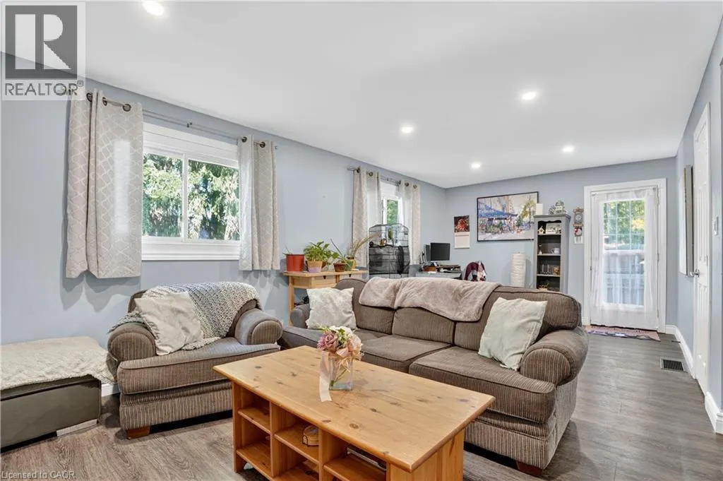 202 BEDFORD Road