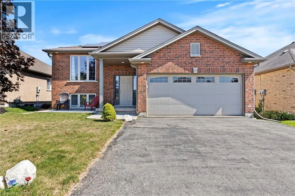 92 WHITE WATER Drive