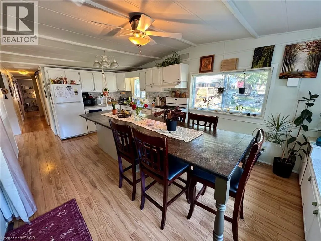 580 BEAVER CREEK Road