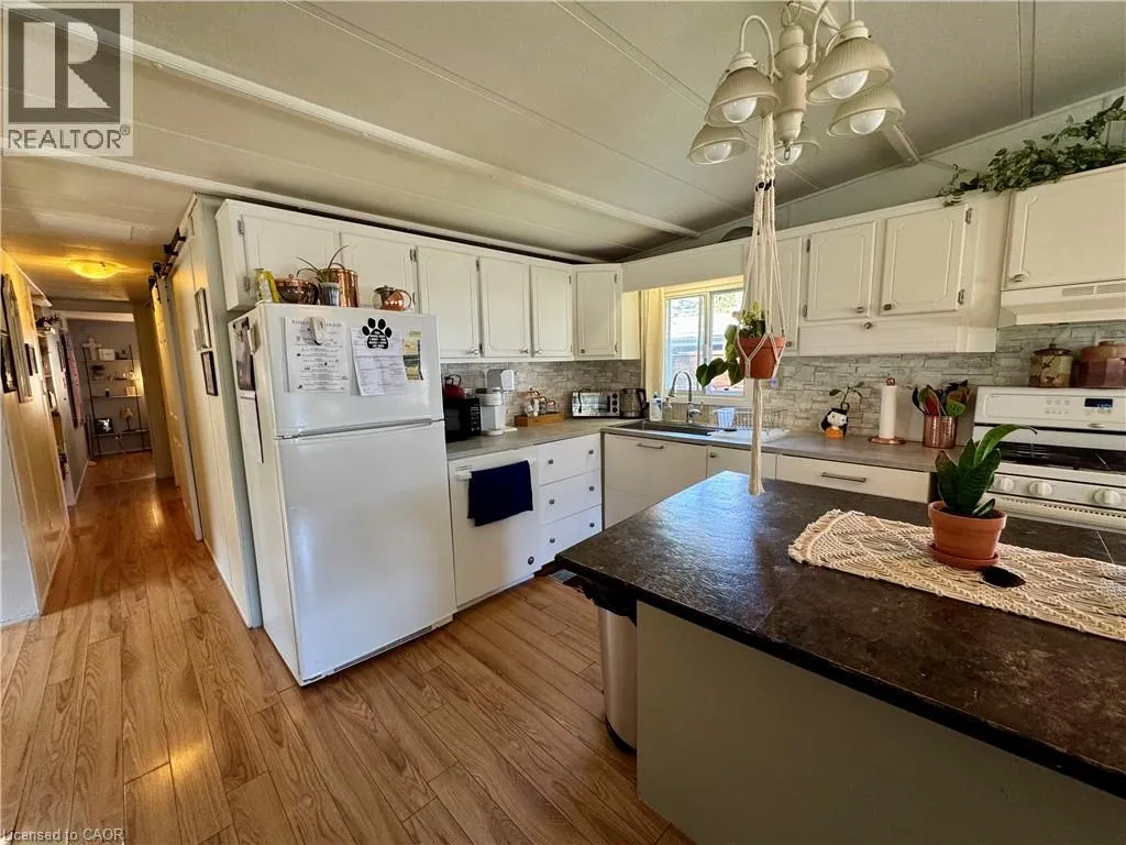 580 BEAVER CREEK Road