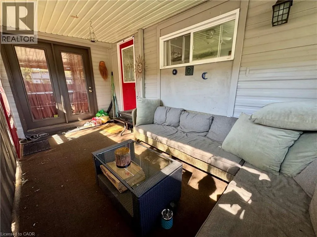 580 BEAVER CREEK Road