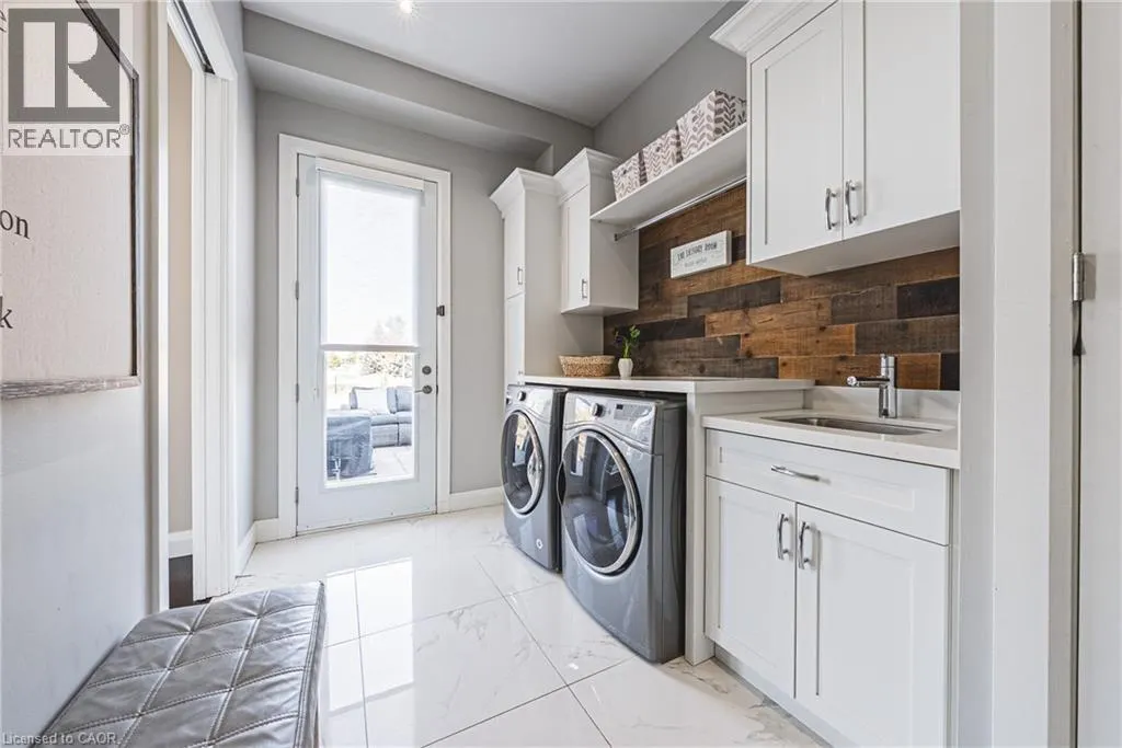 2855 HALDIMAND 9 Road