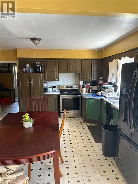 295 PARK Road S